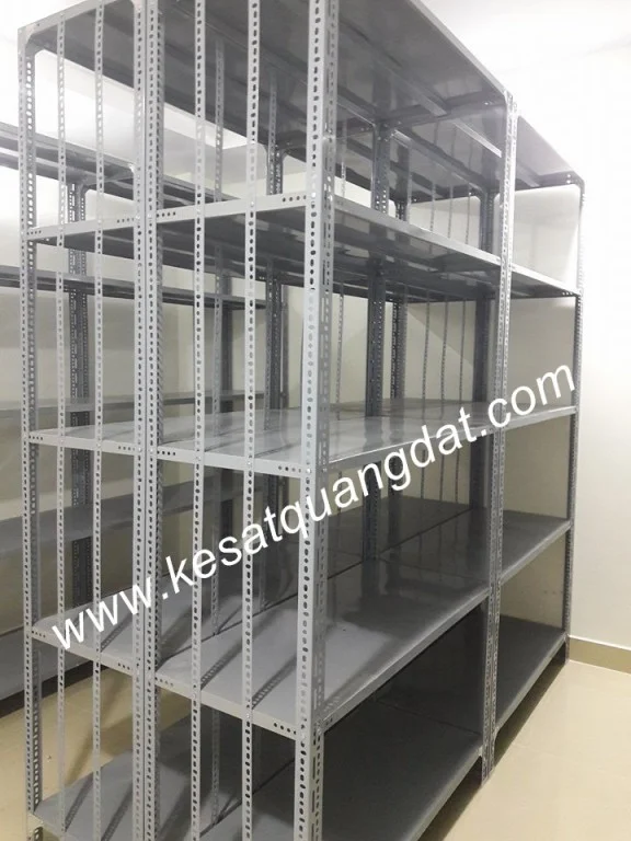 Kệ Sắt V Đôi Có Thanh La Chặm Bên Hông Kệ