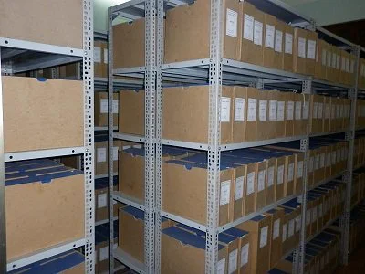 Kệ để tài liệu: TL13