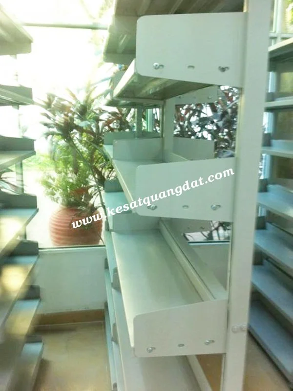 Book shelving TV03